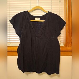 Universal Thread Black Flutter Sleeve Blouse Relaxed Fit